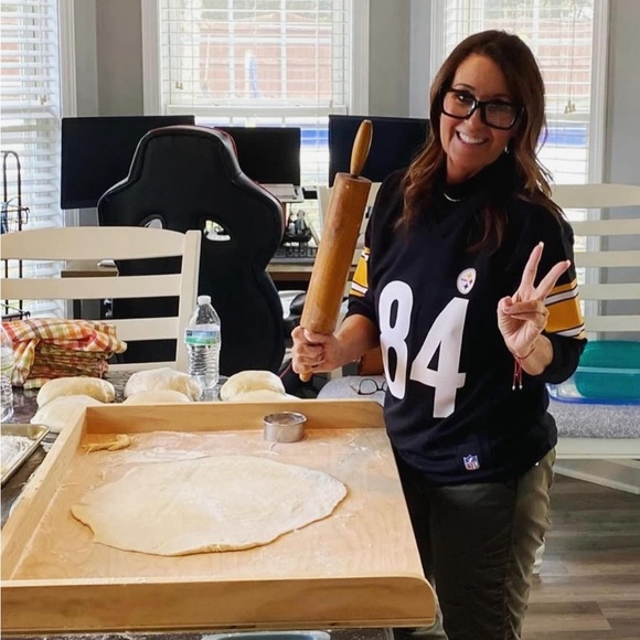 Meet your Posher, Stacie - Picture 12 of 16